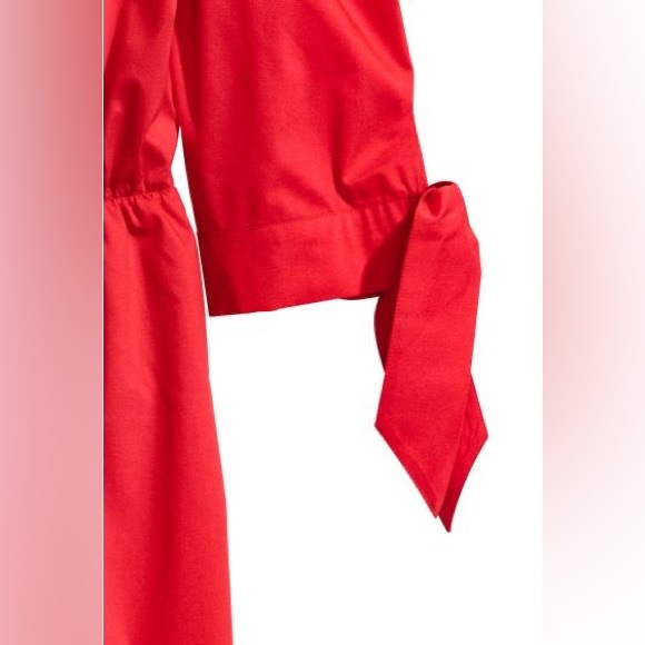 H&M - Off-the-Shoulder Dress - Picture 5 of 7